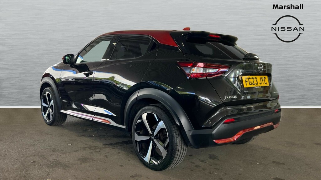 Nissan Juke Juke 1.6 Hybrid Tekna FG23JYC Black #2