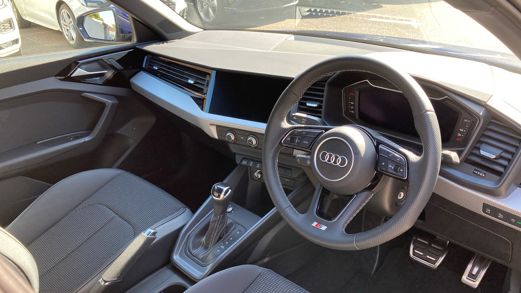 Audi A1 Audi A1 Sportback S Line 30 Tfsi 116 Ps S Tronic OE26FDF Blue #6