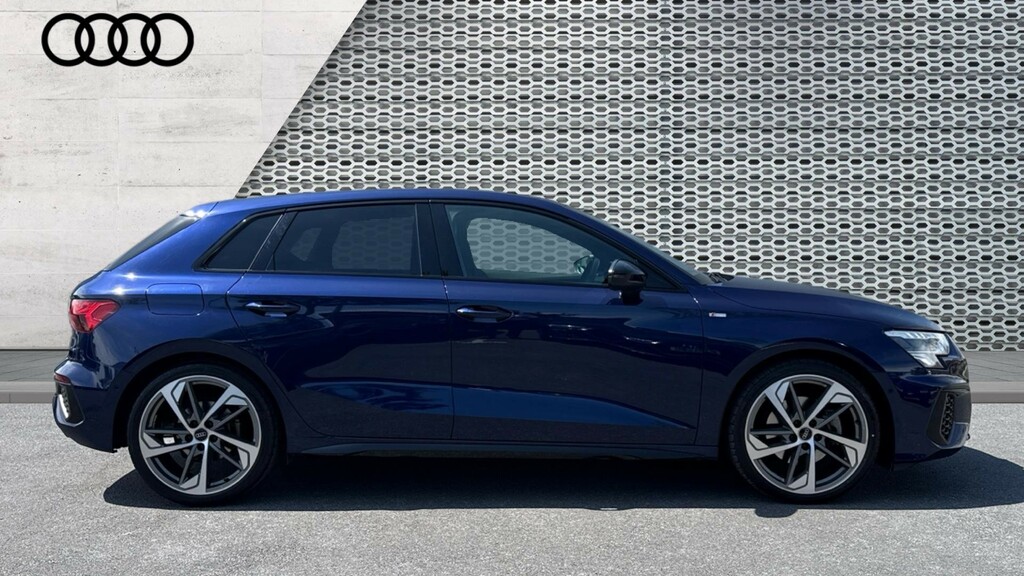 Audi A3 A3 35 Tfsi Black Edition S Tronic Tech Pack WG24VUE Blue #4