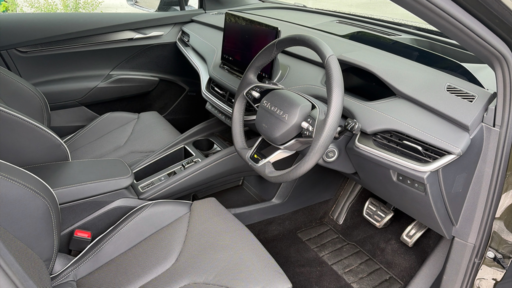 Skoda ENYAQ Enyaq 250Kw Vrs 84Kwh 4X4 KM75TWE Green #6