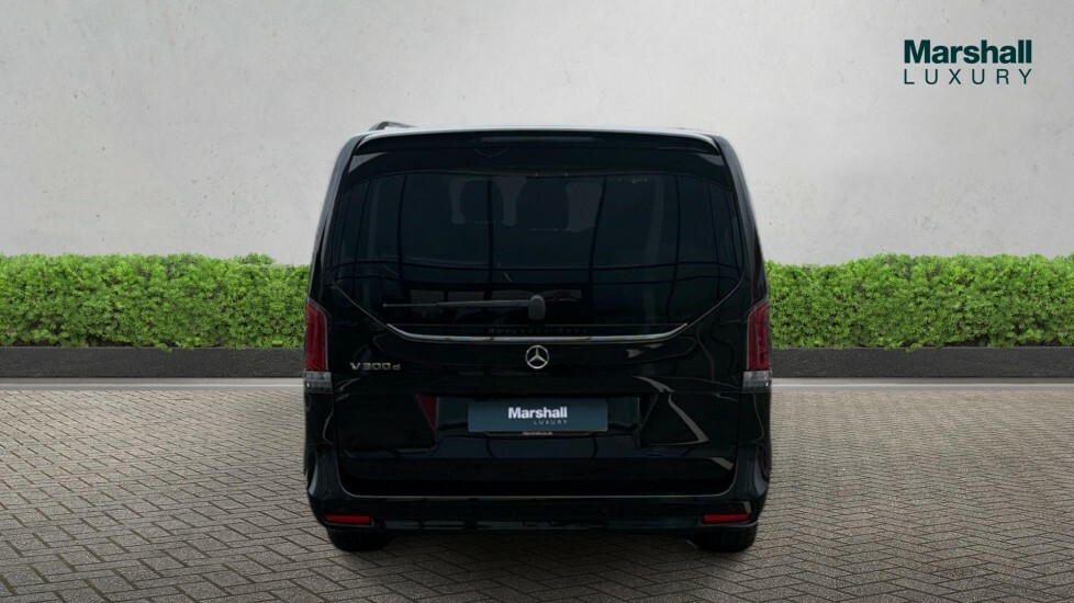 Mercedes-Benz V Class V Class V300 D Exclusive 9G-tronic Extra Long KN25PPO Black #4