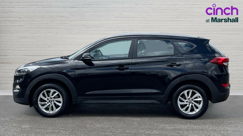 Hyundai Tucson Tucson 1.6 Gdi Blue Drive Se Nav 2Wd FP67FYN Black #6