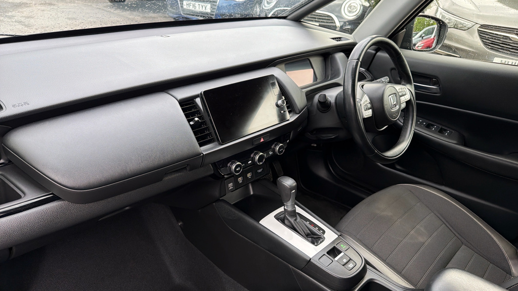 Honda Jazz Jazz 1.5 I-mmd Hybrid Crosstar Advance Ecvt PJ73NNB Black #2