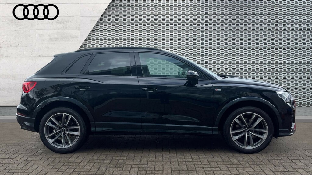 Audi Q3 Q3 35 Tfsi Black Edition S Tronic GK71CYP Black #4