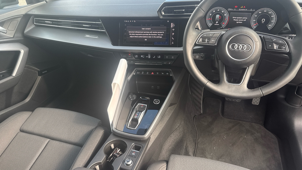 Audi A3 A3 30 Tfsi Sport S Tronic EK74WTP Black #2
