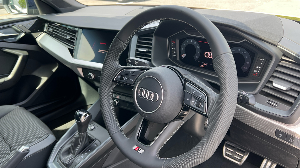Audi A1 Audi A1 Sportback 30 Tfsi S Line S Tronic WG26YMW Blue #6