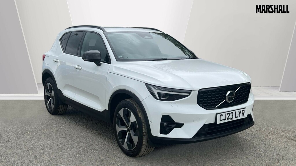 Volvo XC40 Xc40 2.0 B4p Ultimate Dark White