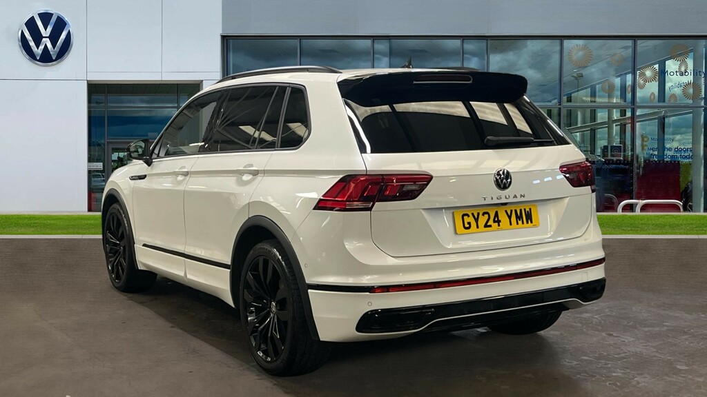 Volkswagen Tiguan Tiguan 1.5 Tsi 150 Black Edition Dsg GY24YMW White #3