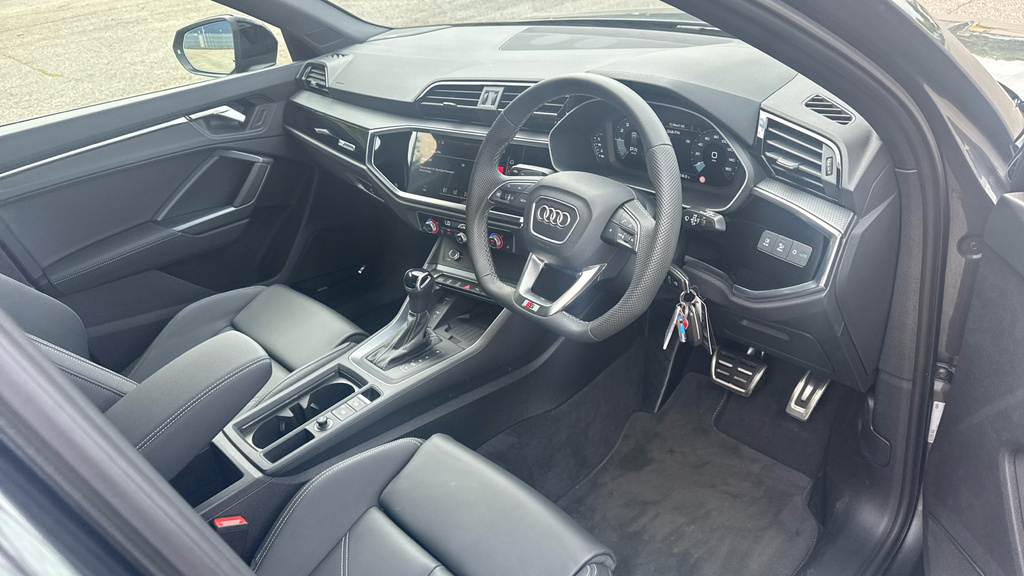 Audi Q3 Q3 35 Tfsi Black Edition S Tronic 20 Alloy LM75JVR Grey #2