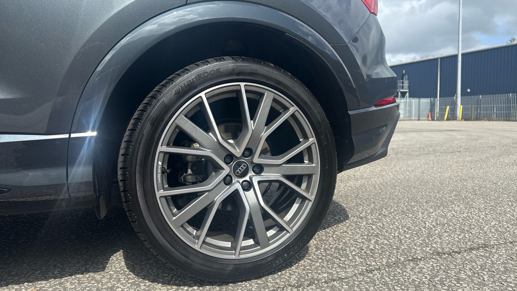Audi Q3 Q3 35 Tfsi Black Edition S Tronic 20 Alloy LM75JVR Grey #5