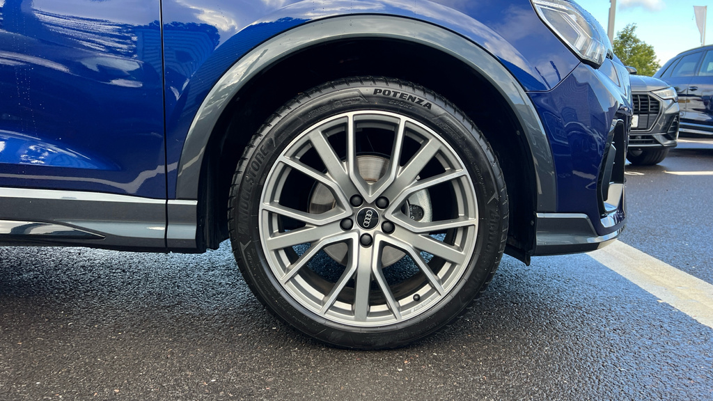 Audi Q3 Q3 35 Tfsi Black Edition S Tronic 20 Alloy LM75RBX Blue #5