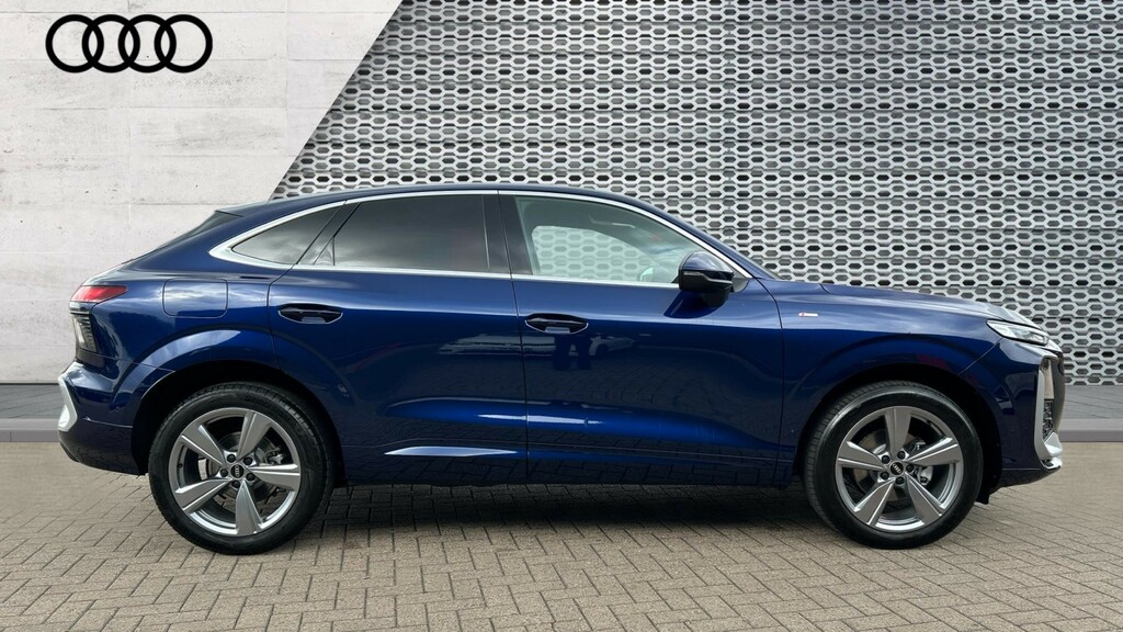 Audi Q3 Audi Q3 Sportback 1.5 Tfsi S Line S Tronic RK26EPF Blue #4