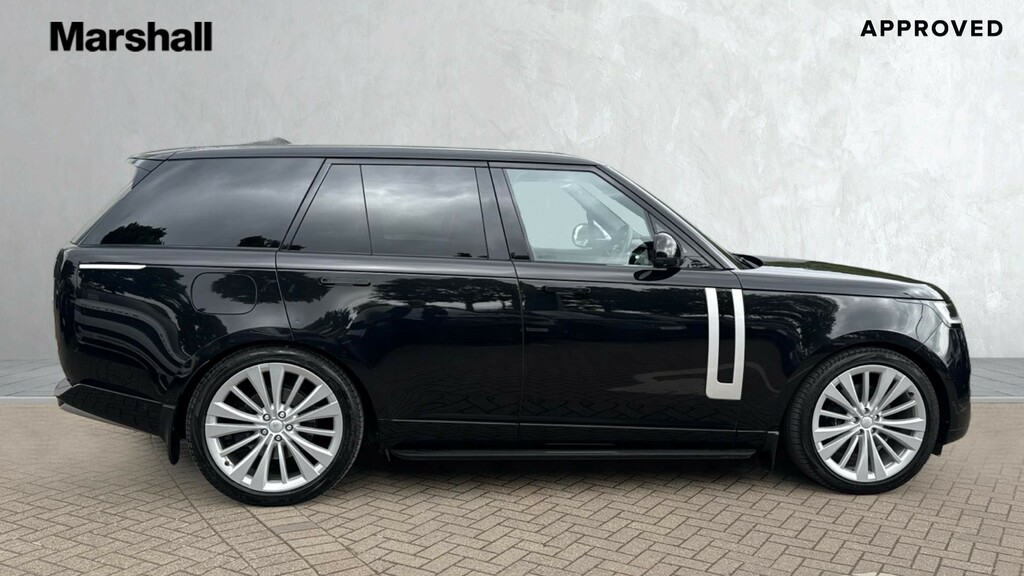 Land Rover Range Rover Range Rover 3.0 D350 First Edition HN22VLJ Black #5