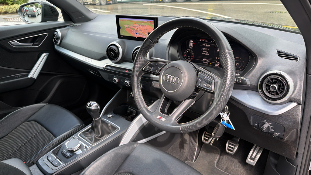 Audi Q2 Q2 35 Tfsi S Line GK22AVL Black #6