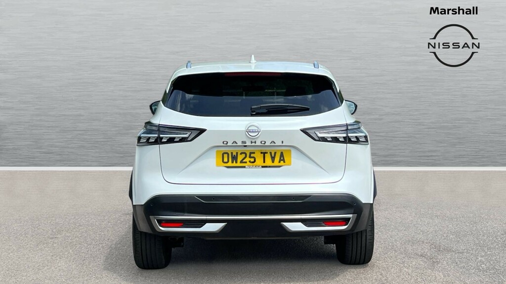 Nissan Qashqai Qashqai 1.3 Dig-t Mh 158 Tekna Xtronic OW25TVA Black #6