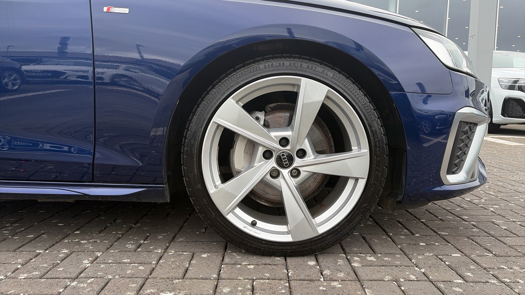 Audi A4 Avant A4 40 Tfsi 204 S Line S Tronic HF24UAJ Blue #5