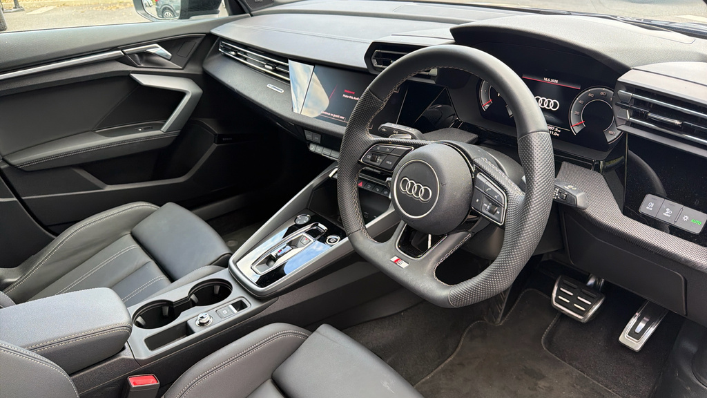 Audi A3 A3 35 Tfsi Black Edition S Tronic GF75FLH Blue #6