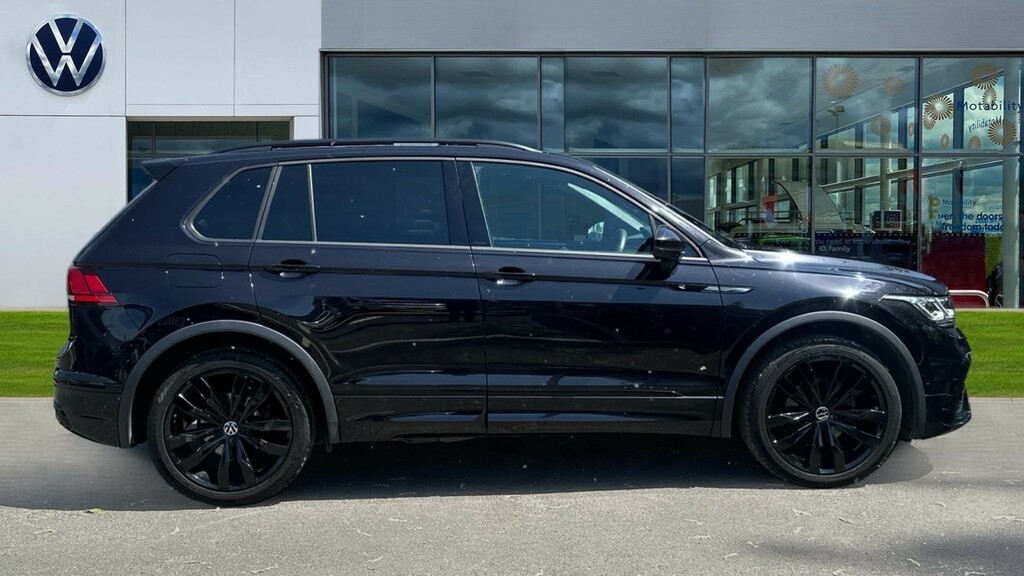 Volkswagen Tiguan Tiguan 1.5 Tsi 150 Black Edition Dsg VK24AXB Black #4