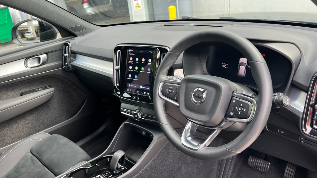 Volvo XC40 Xc40 2.0 B4p Plus Black Edition RO75MHV Black #4