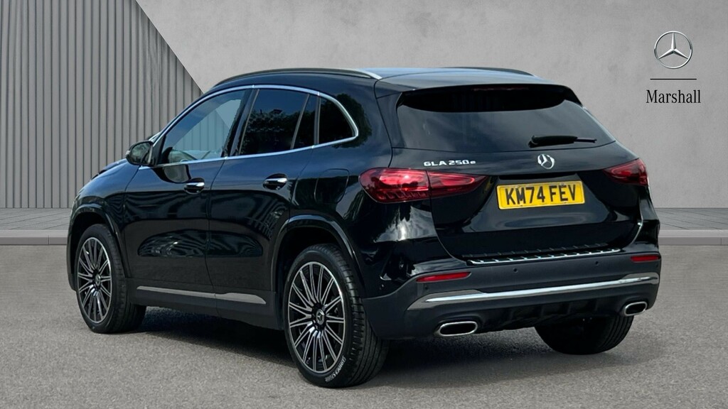 Mercedes-Benz GLA Class Gla 250E Amg Line Premium KM74FEV Black #2