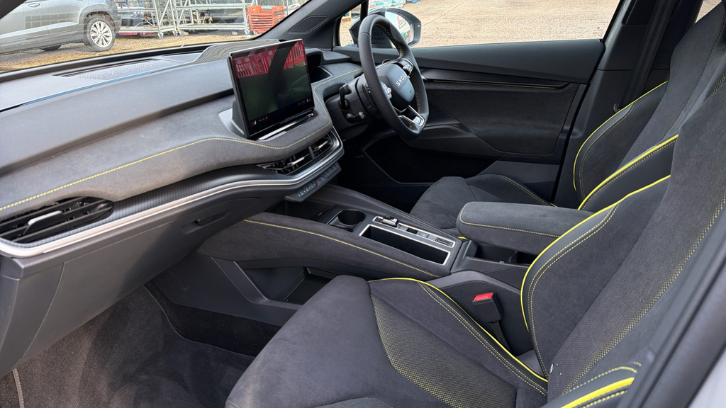 Skoda Elroq Elroq 250Kw Vrs 84Kwh 4X4 Maxx RF75TXT Black #2