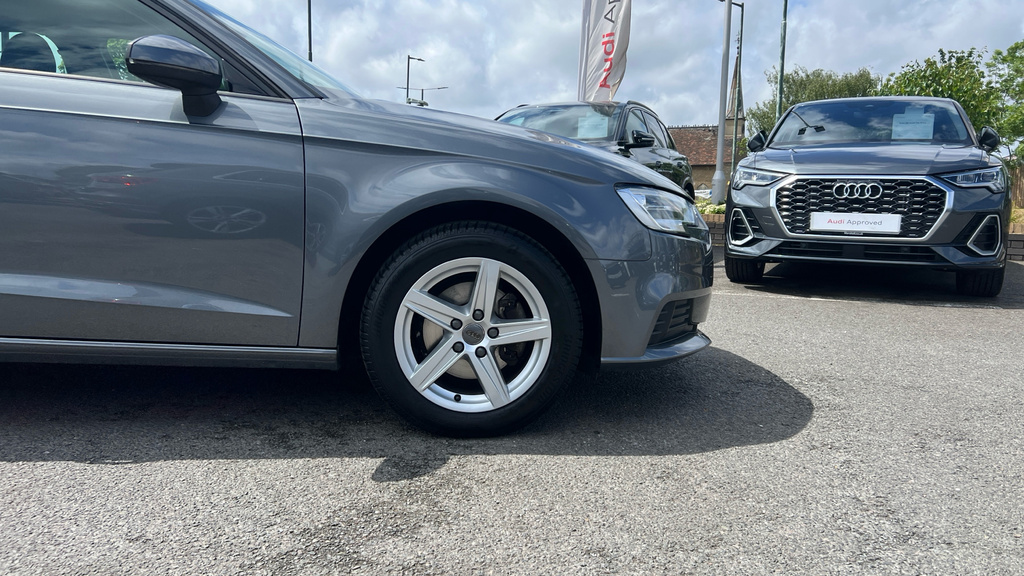 Audi A3 A3 35 Tfsi Se Technik LV68UJS Grey #5