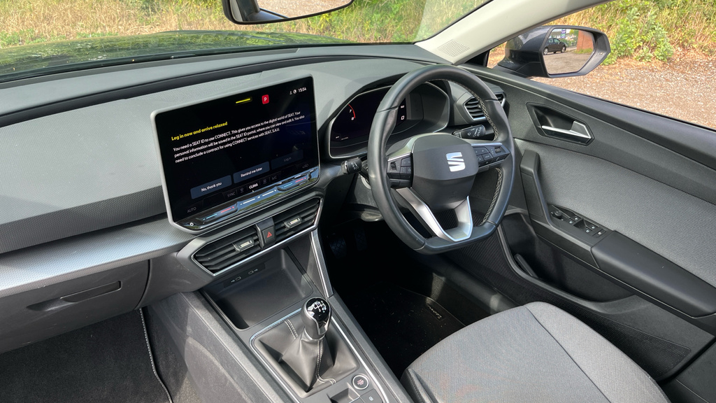 Seat Leon Leon 1.5 Tsi 115 Se Dynamic Dap RO74FJE Grey #2
