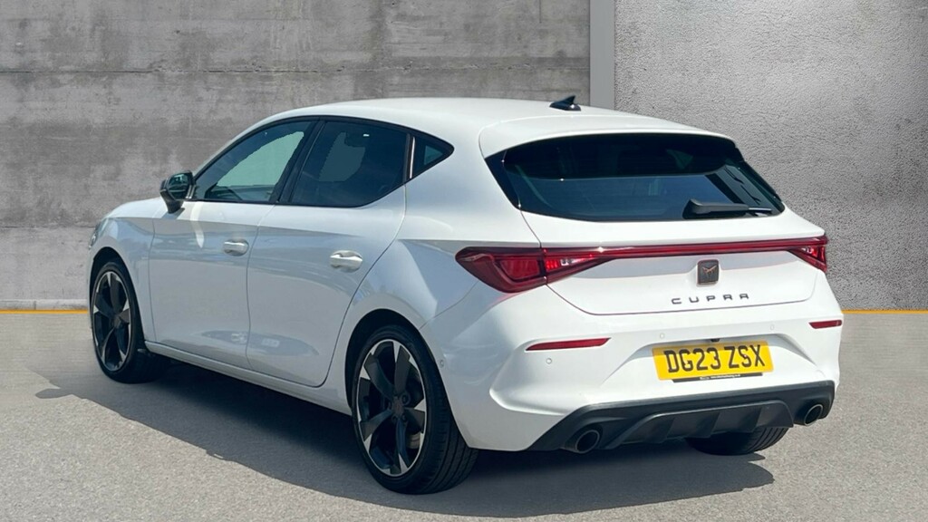 Cupra Leon Leon 2.0 Tsi Vz1 Dsg DG23ZSX White #3