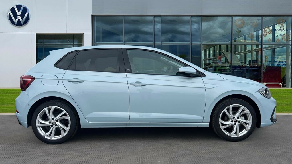 Volkswagen Polo Polo Edition 50 1.0 Tsi 95 Ps 5-Speed LA26CSZ Blue #4