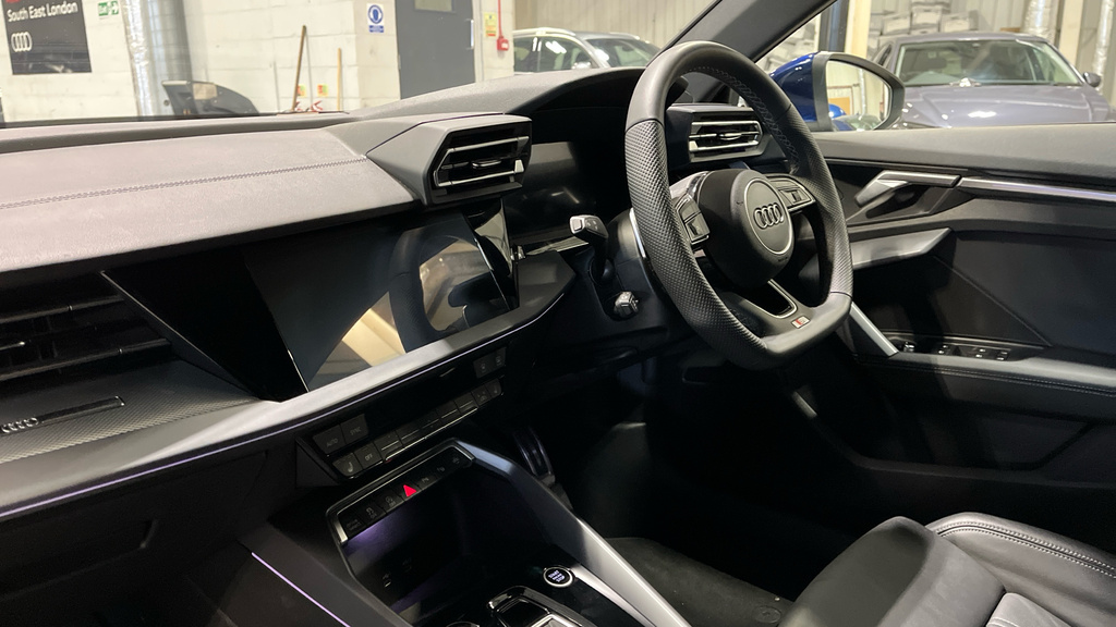 Audi A3 A3 35 Tfsi S Line S Tronic PN74KBZ Blue #2