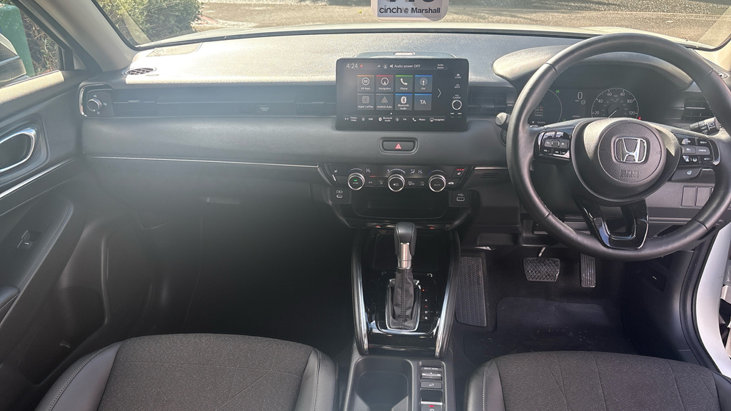 Honda Hr-V Hr-v 1.5 Ehev Advance Cvt RF25MYY White #4