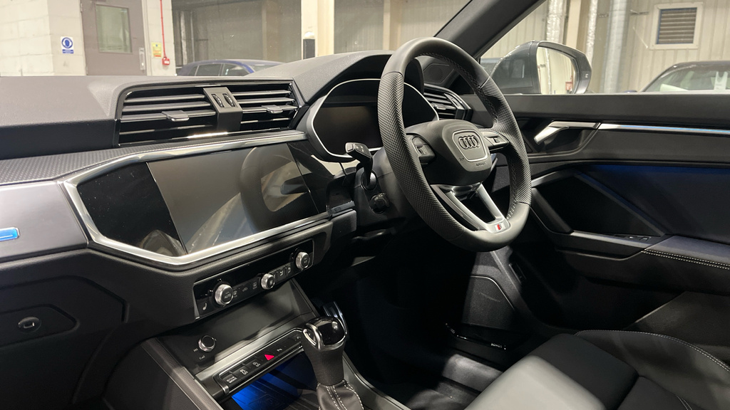 Audi Q3 Q3 35 Tfsi S Line S Tronic Leather LV75SSJ Black #2