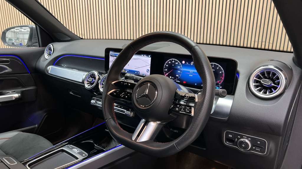 Mercedes-Benz GLB Class Glb 200 Amg Line Executive 7G-tronic KS25WHD Grey #3