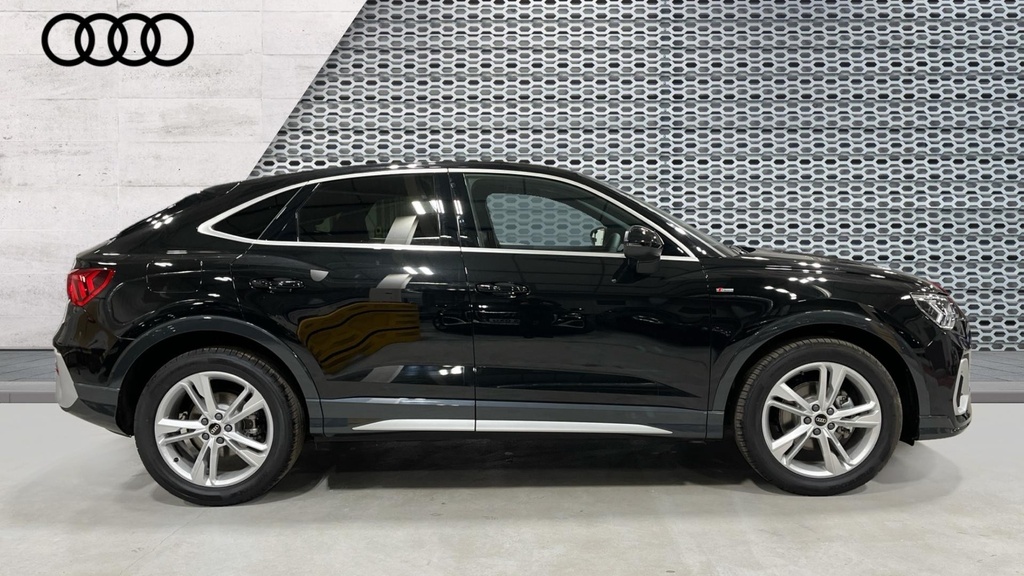 Audi Q3 Q3 35 Tfsi S Line S Tronic Leather LX75OSM Black #4
