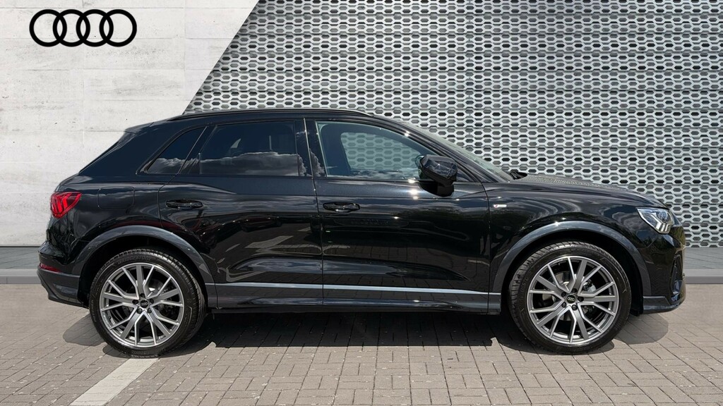 Audi Q3 Q3 35 Tfsi Black Edition S Tronic 20 Alloy LR75SKN Black #4