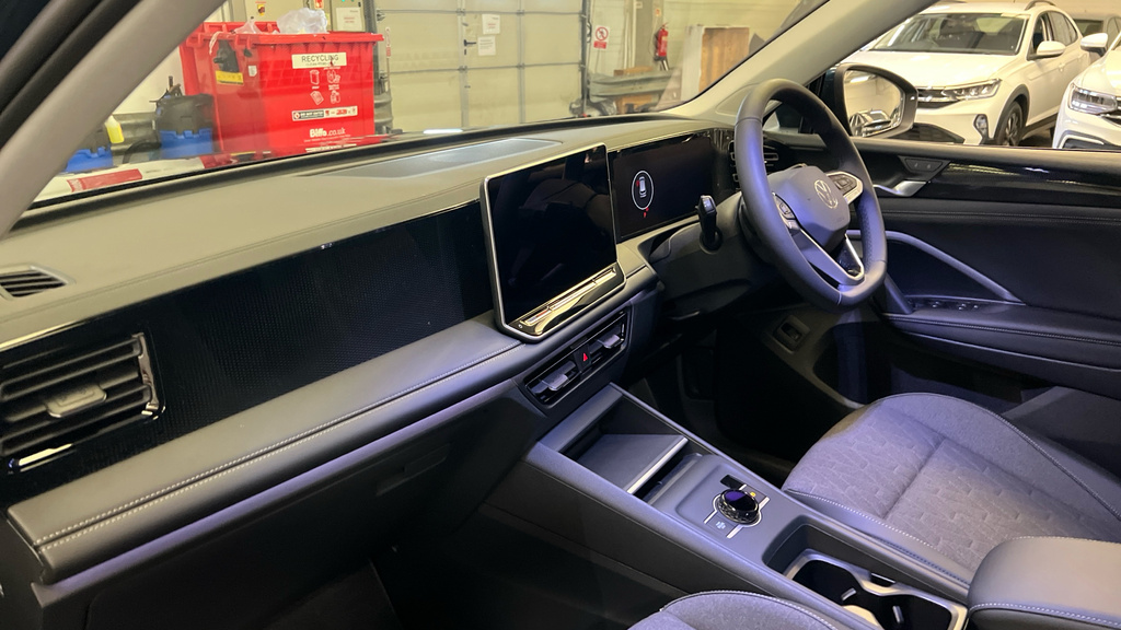 Volkswagen Tiguan Tiguan Match 1.5 Etsi 150 Ps 7-Speed Dsg GY26ORJ Blue #2