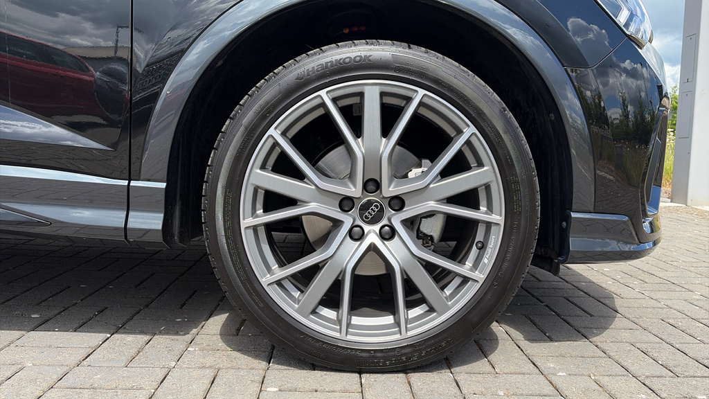 Audi Q3 Q3 35 Tfsi Black Edition S Tronic 20 Alloy LM75KBY Black #5