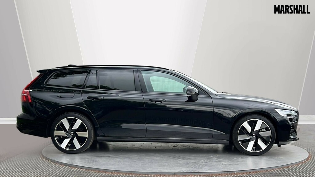 Volvo V60 V60 2.0 T8 455 Phev Ultra Dark Awd RJ25GYD Black #3