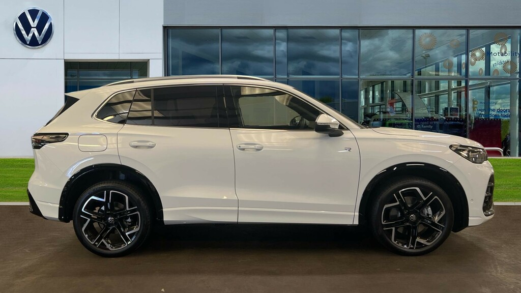 Volkswagen Tiguan Tiguan R-line 1.5 Tsi Ehybrid 204 Ps 6-Speed Dsg 5 White #4