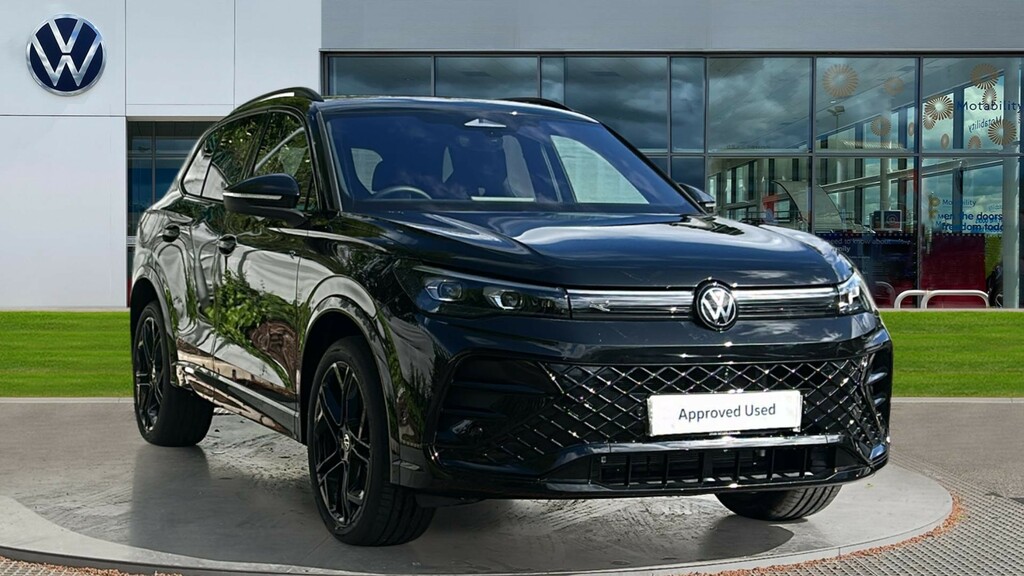 Volkswagen Tiguan Volkswagen Tiguan Estate 1.5 Tsi 272 Ehybrid R-lin Black