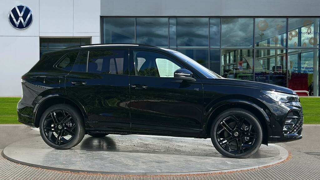 Volkswagen Tiguan Volkswagen Tiguan Estate 1.5 Tsi 272 Ehybrid R-lin KR26TPZ Black #4