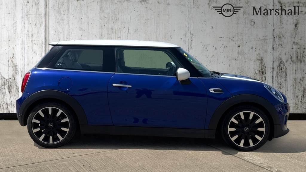Mini Hatch Hatchback 1.5 Cooper Exclusive II YV68MGX Blue #3