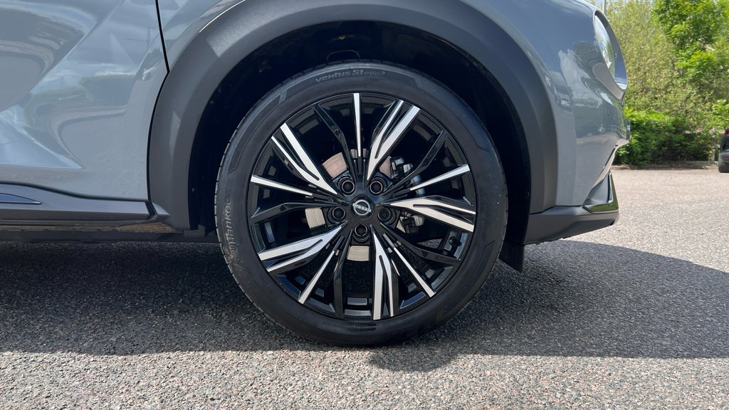 Nissan Juke Juke 1.0 Dig-t 114 Tekna FX23YDC Black #4