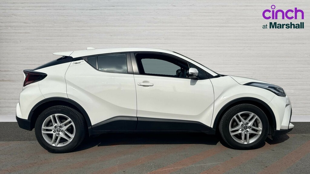 Toyota C-Hr C-hr 1.8 Hybrid Icon Cvt YD23ODN White #2