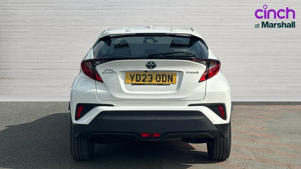 Toyota C-Hr C-hr 1.8 Hybrid Icon Cvt YD23ODN White #4