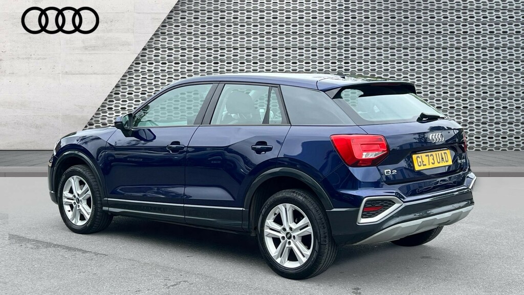 Audi Q2 Q2 35 Tfsi Sport S Tronic GL73UAD Blue #3