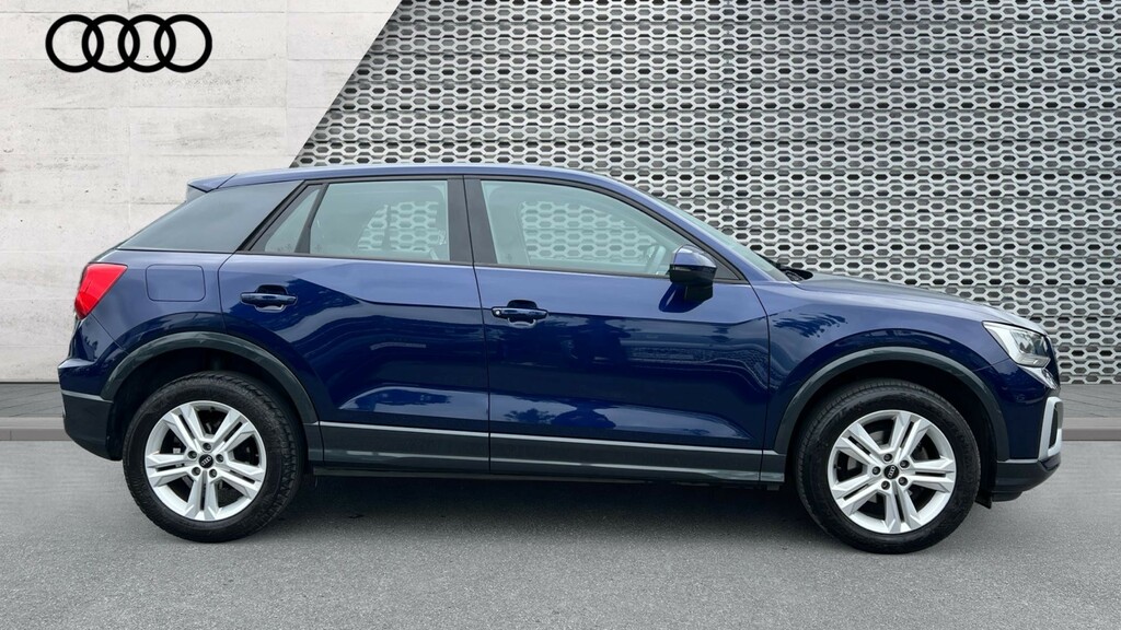 Audi Q2 Q2 35 Tfsi Sport S Tronic GL73UAD Blue #4