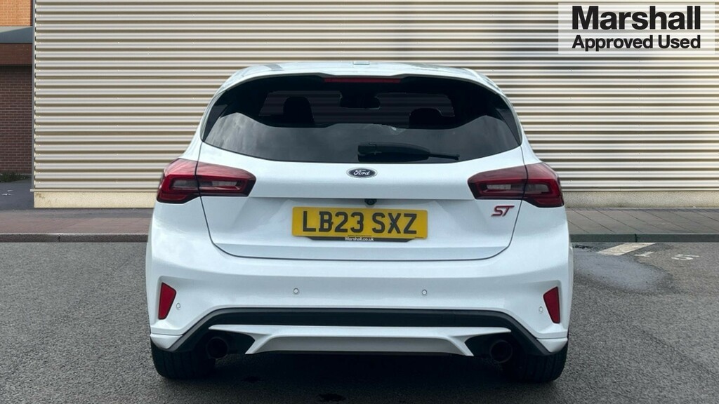 Ford Focus Focus 2.3 Ecoboost St LB23SXZ White #4
