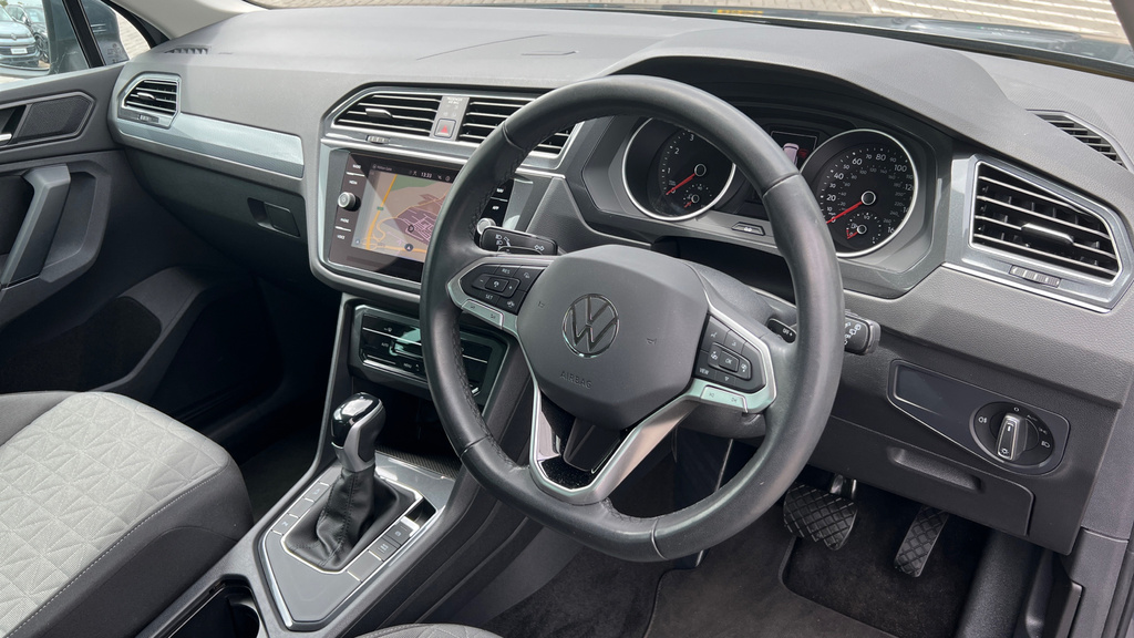 Volkswagen Tiguan Tiguan 1.5 Tsi 150 Life Dsg GF23RWL Grey #6