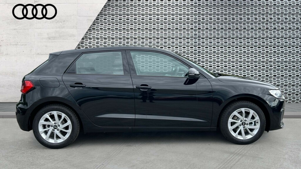 Audi A1 Audi A1 Sportback Sport 30 Tfsi 116 Ps S Tronic GJ26XTV Black #4